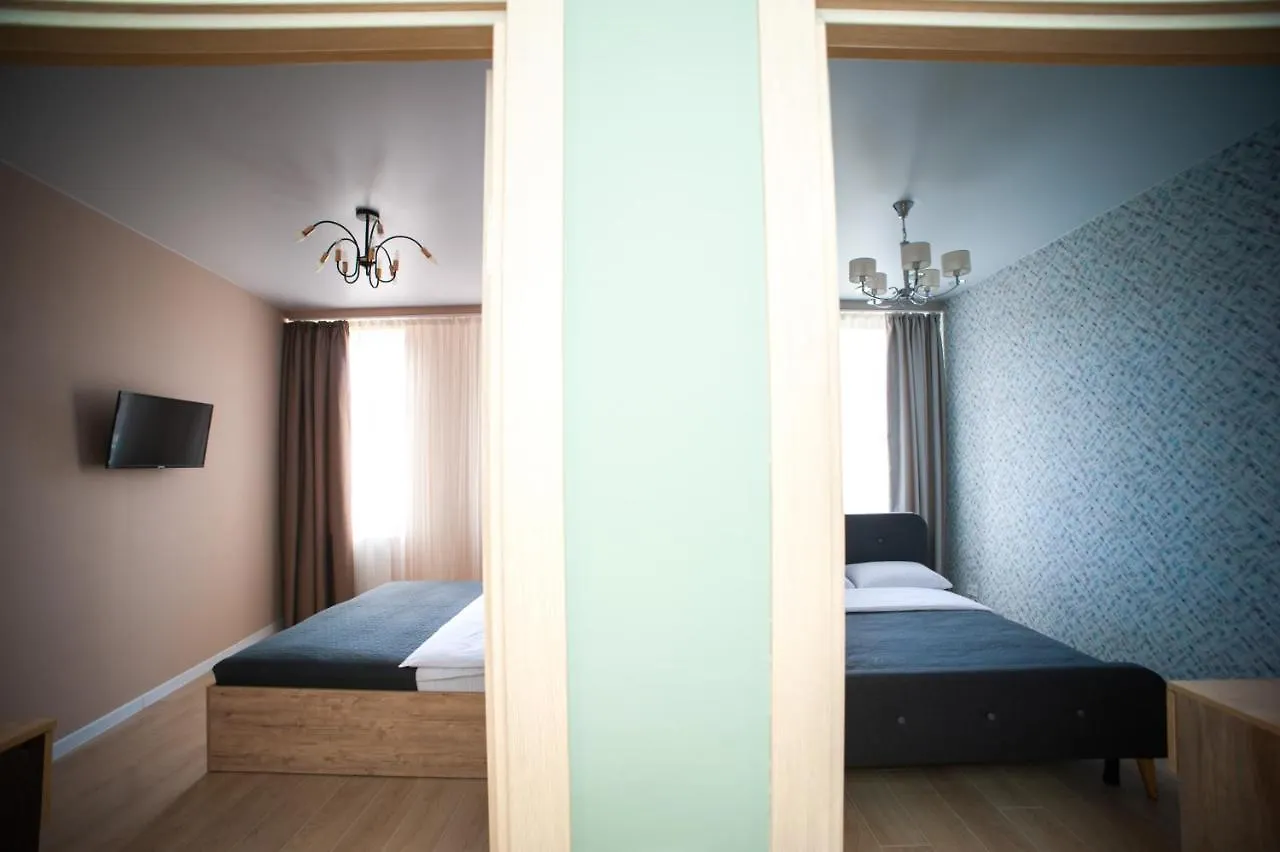 3 Bedroom, 2 Bathroom Apartment Near Forum Львов 0*,