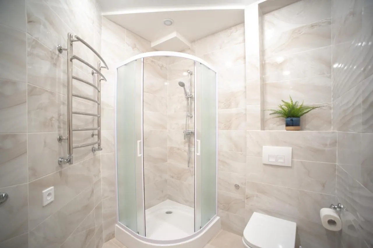 3 Bedroom, 2 Bathroom Apartment Near Forum Lviv
